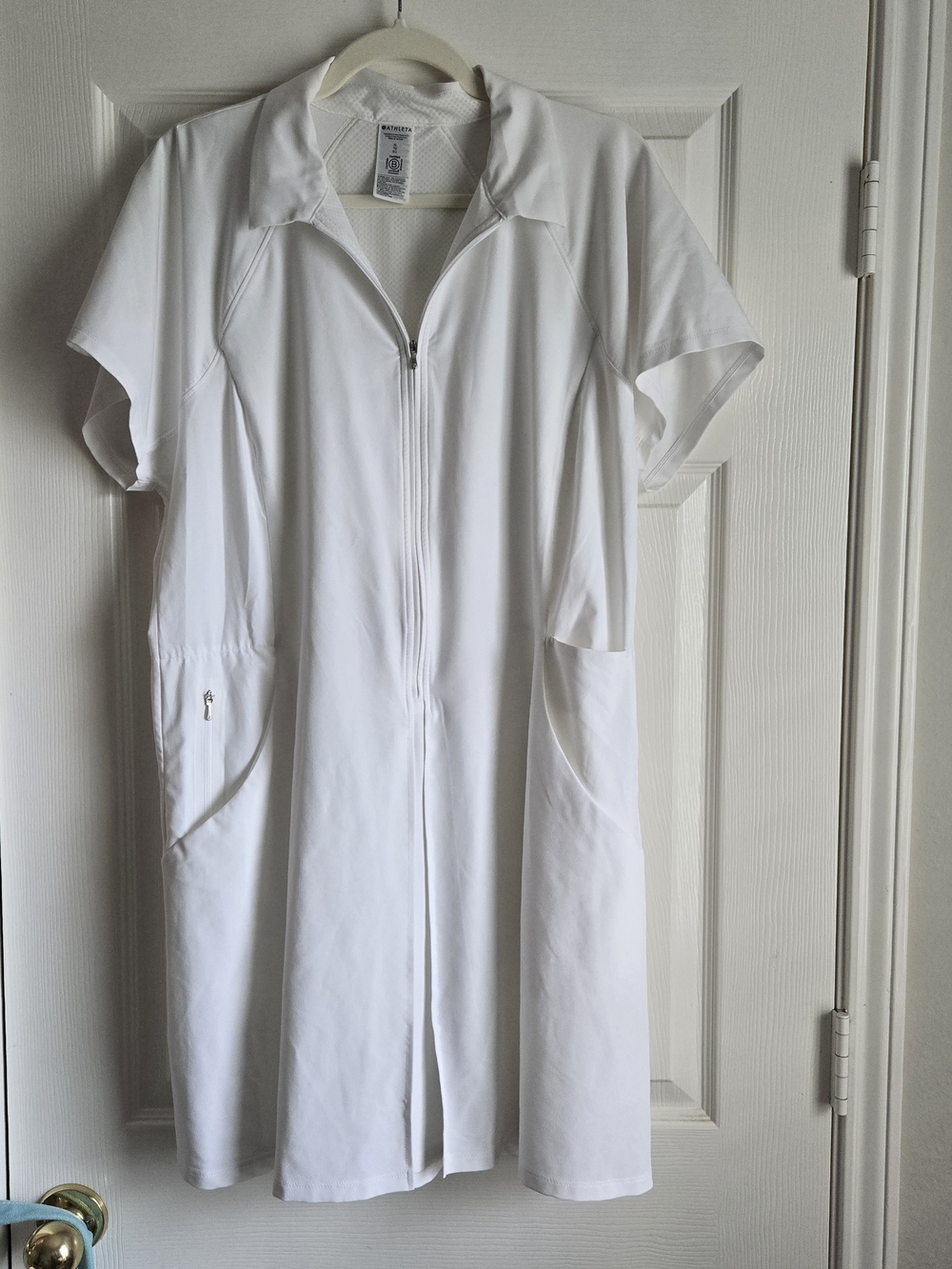 Athleta Fairway White Short-Sleeve Zip-Front Dress